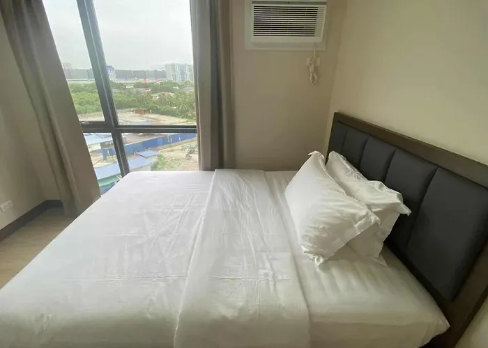 Bright Condo-gentry Manor 2 Mins To Okada - 6g