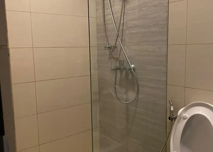 Appartement Bright Condo-gentry Manor 2 Mins To Okada - 6g