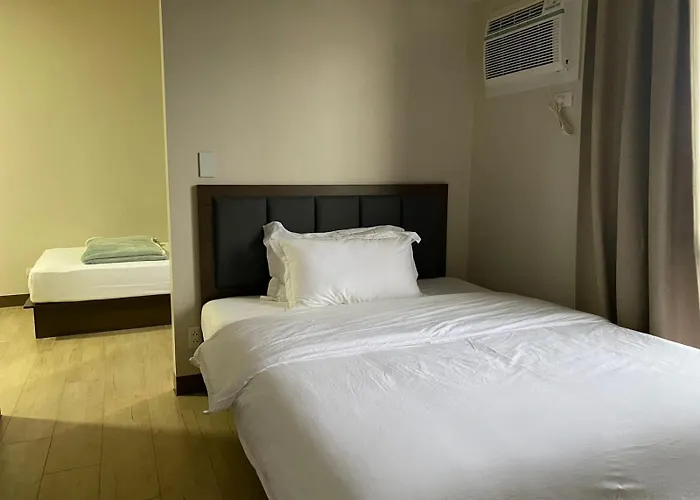 Appartement Bright Condo-gentry Manor 2 Mins To Okada - 6g Manille