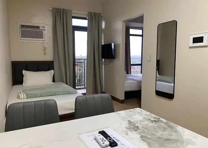 Bright Condo-gentry Manor 2 Mins To Okada - 6g * Manille
