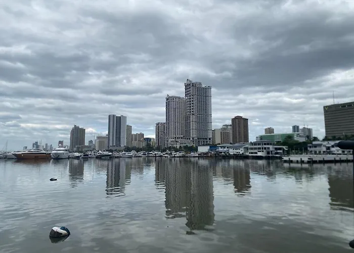 Bright Condo-gentry Manor 2 Mins To Okada - 6g
